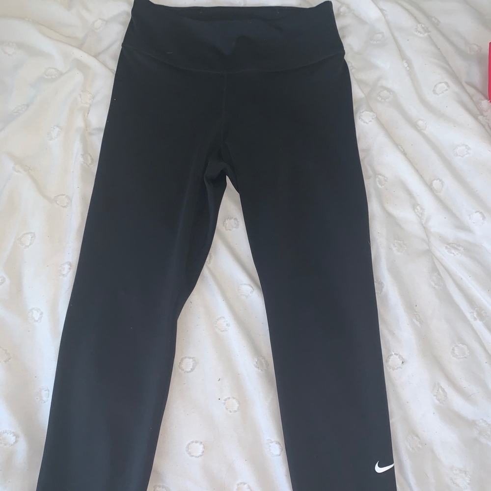 Nike crop leggings